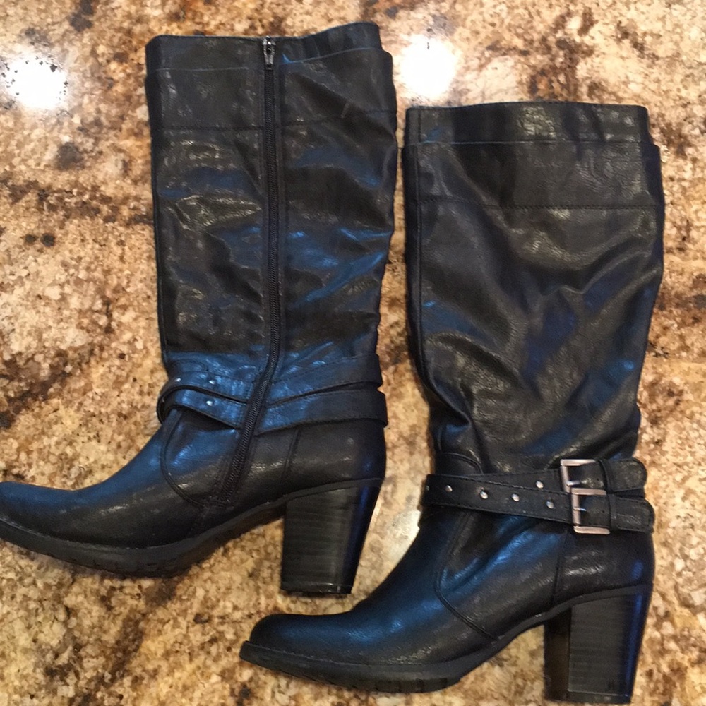 Sonoma Double Buckle Boots